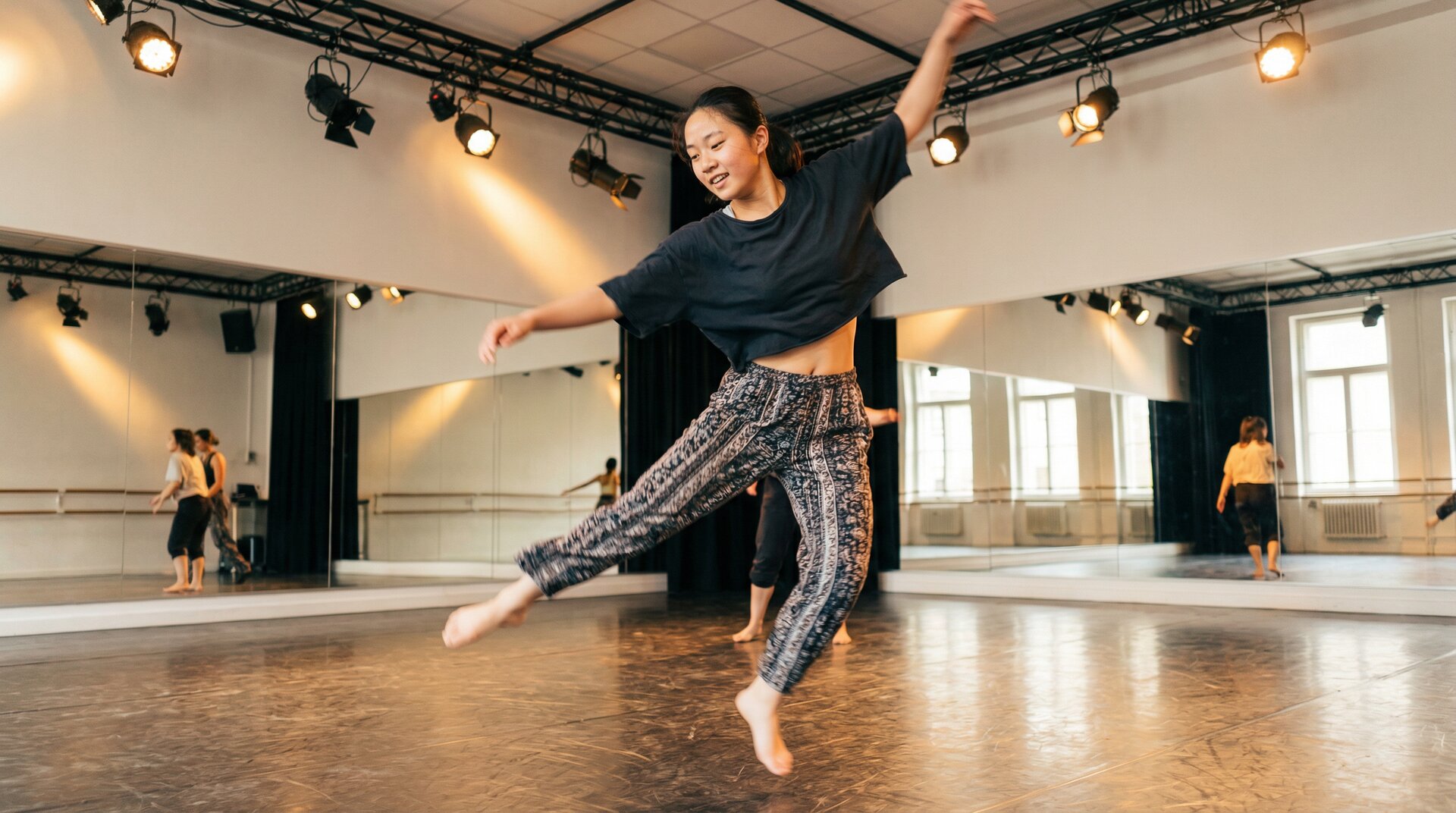 黄瓜视频舞蹈视频